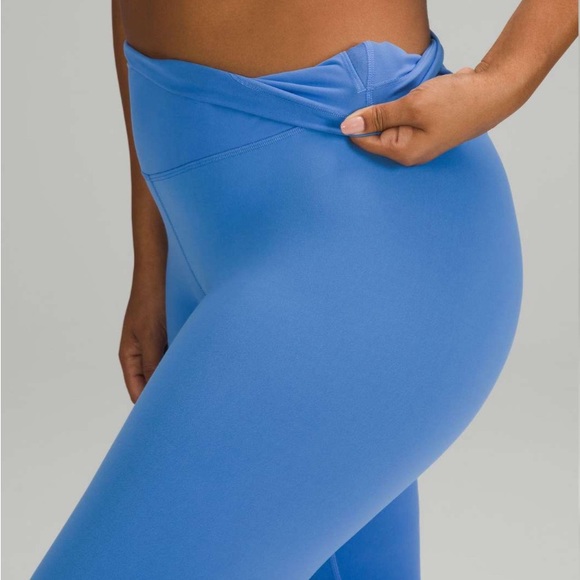 Blue Nile wonder train leggings - Picture 5 of 5